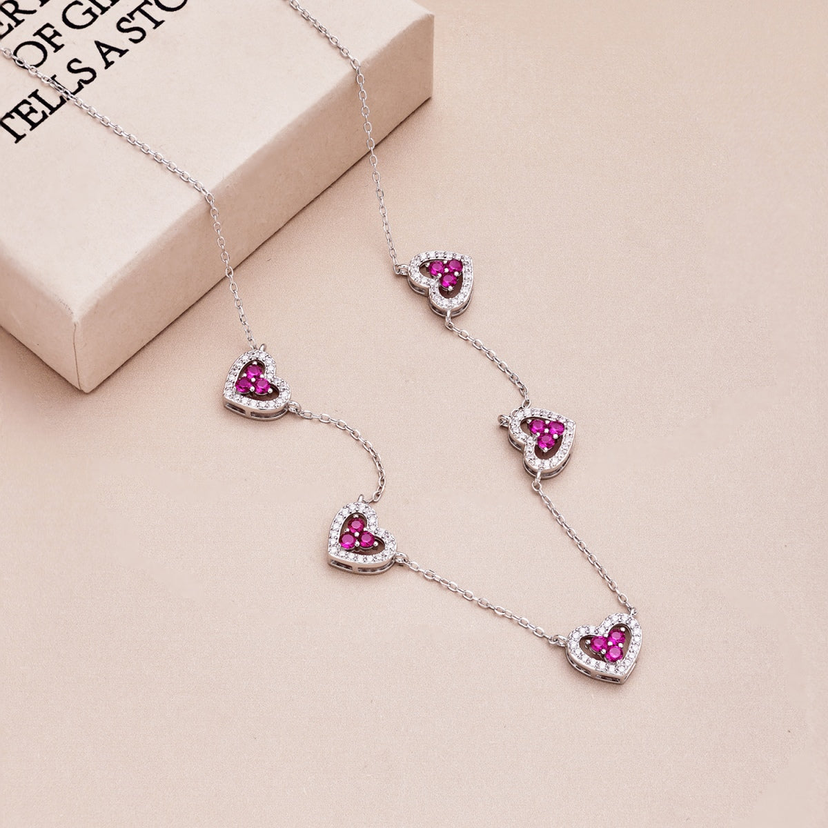 Pomuse Sparkling Five Heart Necklace