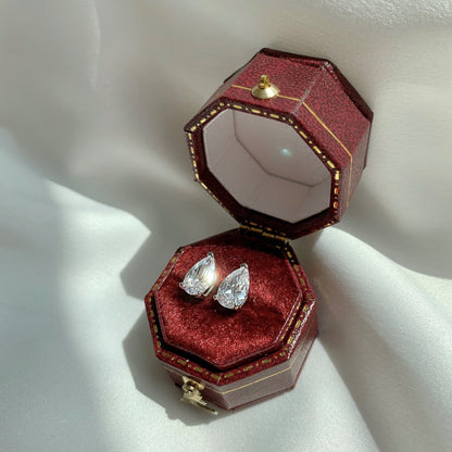 Pomuse Ornate Water Drop Shape Earrings