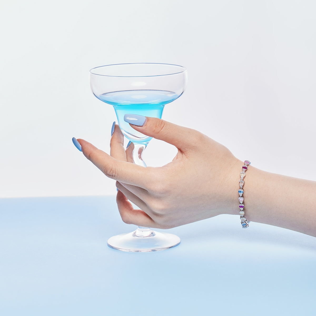 Pomuse Radiant Water Drop Shape Daily Bracelet