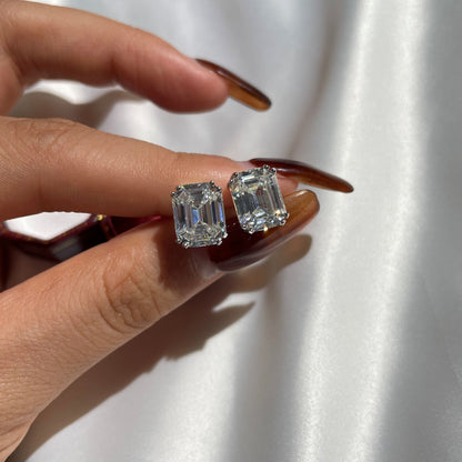 Pomuse Dazzling Square Shape Earrings