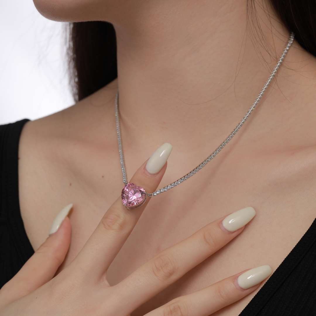 Pomuse 8.0 Carat Versatile Colorful Sweet Heart-Shaped Tennis Necklace