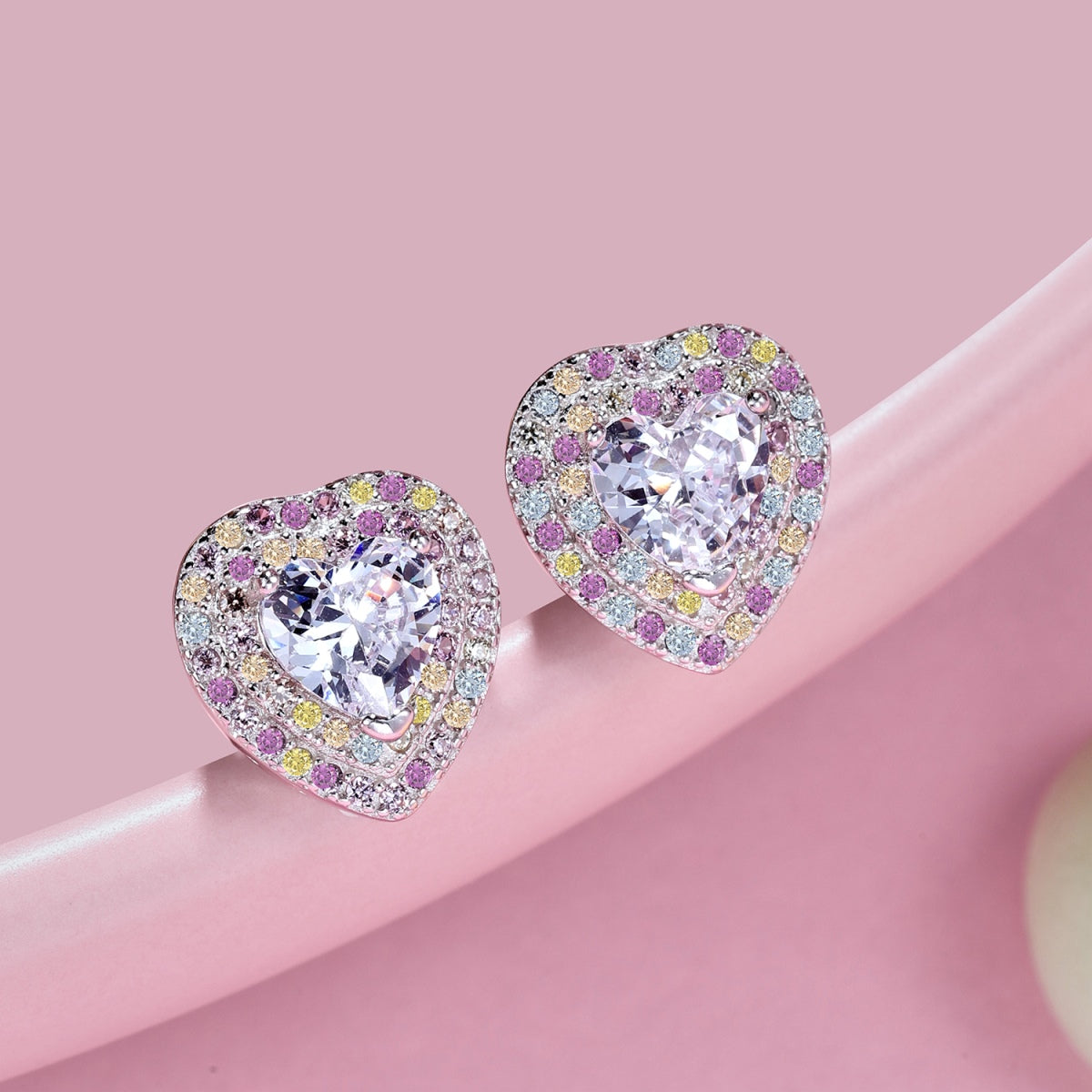 Pomuse Dazzling Heart Shape Lover Earrings