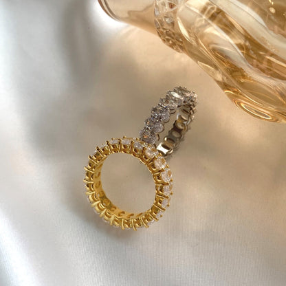 Pomuse Ornate Oval Cut Tennis Ring