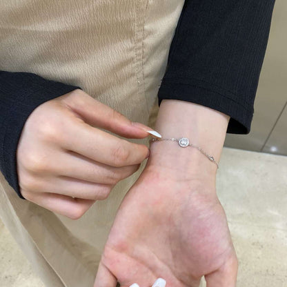 Pomuse Dazzling Round Cut Shape Bracelet