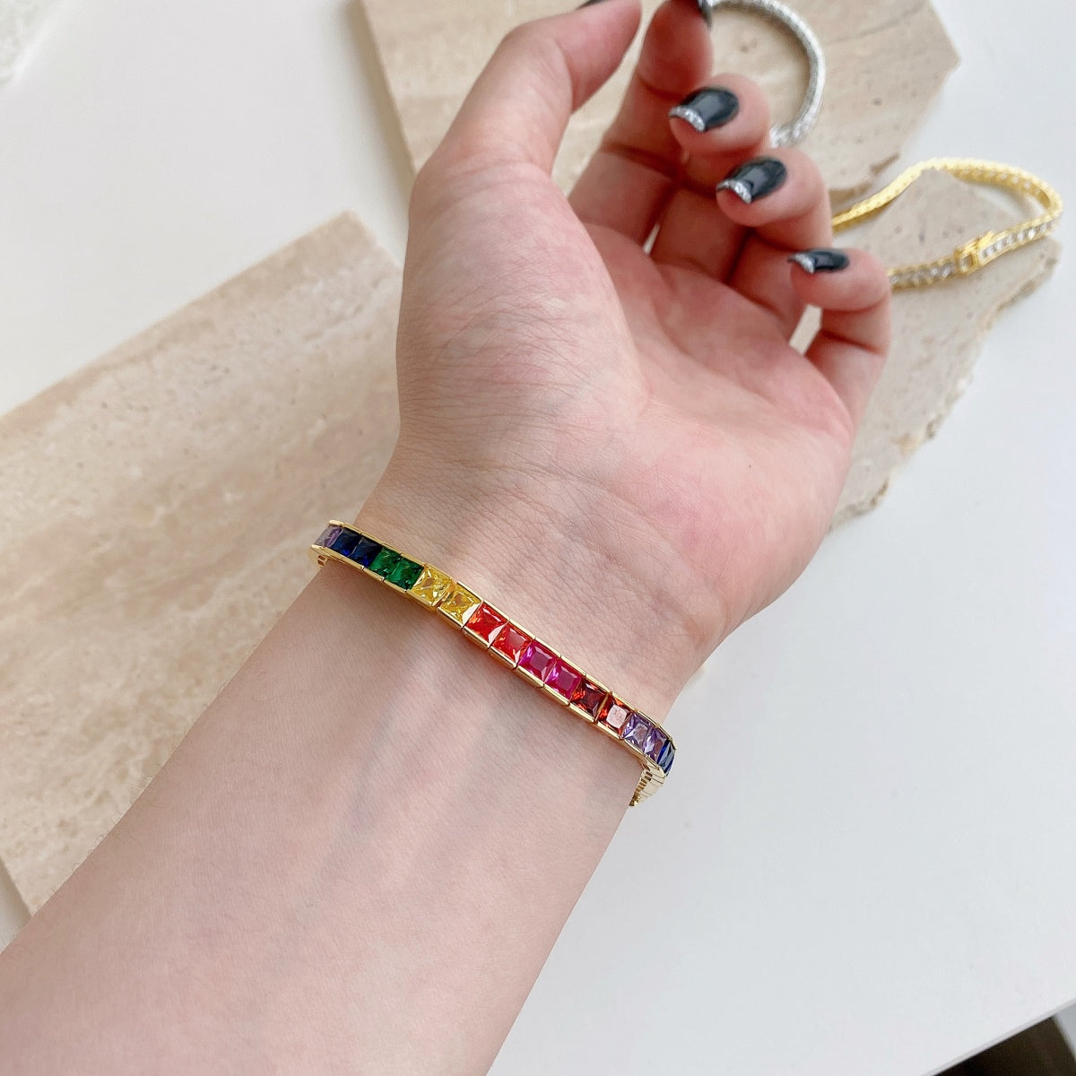 Pomuse Radiant Colorful Princess Cut Tennis Bracelet