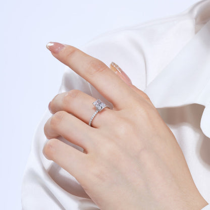 Pomuse 2.0 Carat Dazzling Sparkling Radiant Cut Party Ring