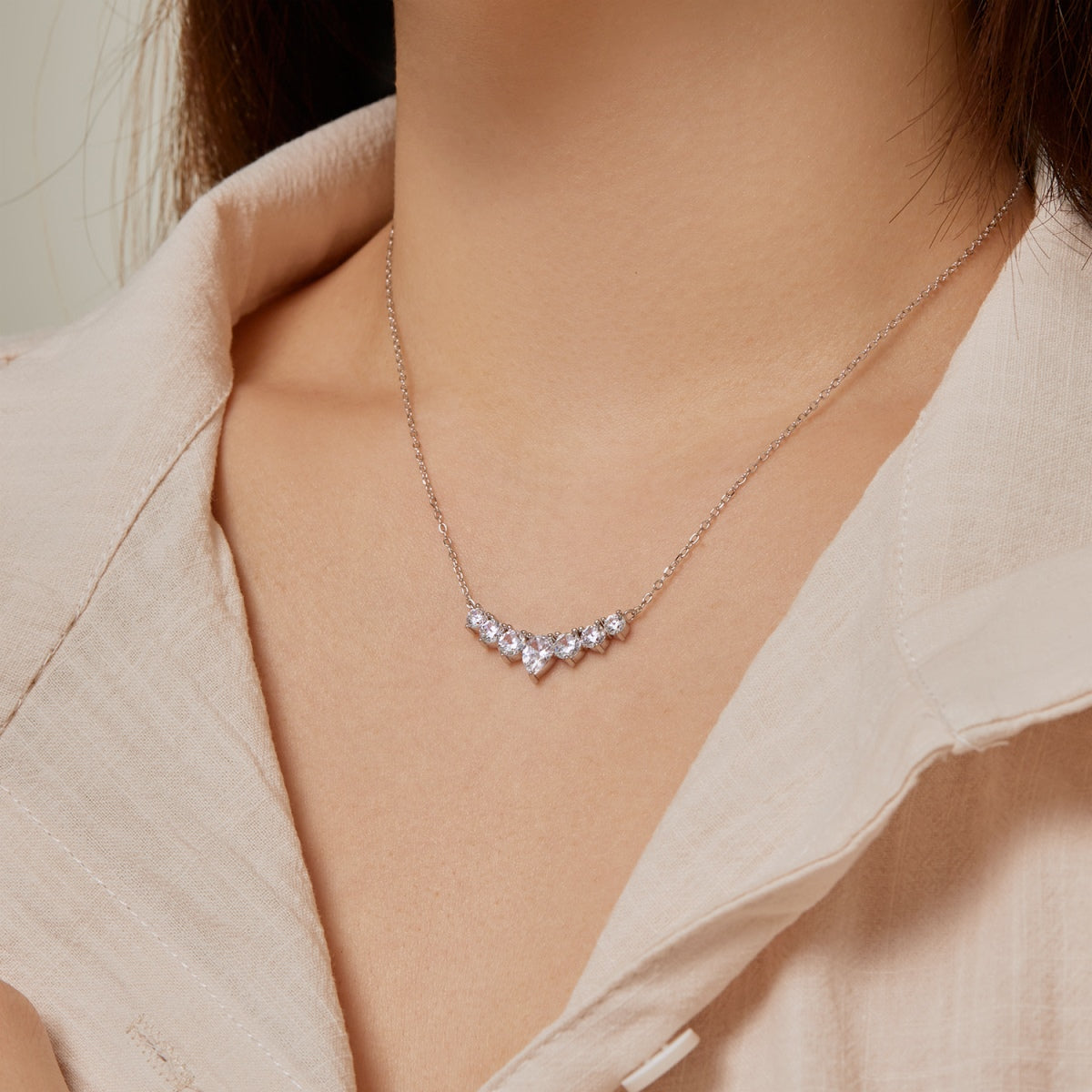 Pomuse Dainty Colorful Heart Necklace