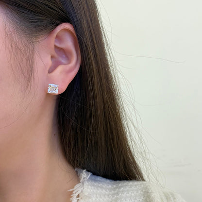 Pomuse Stylish Shiny Square Center Stone Stud Earrings