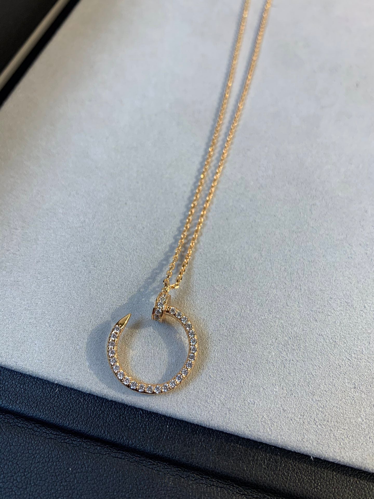 Pomuse JUSTE NECKLACE PINK GOLD DIAMONDS