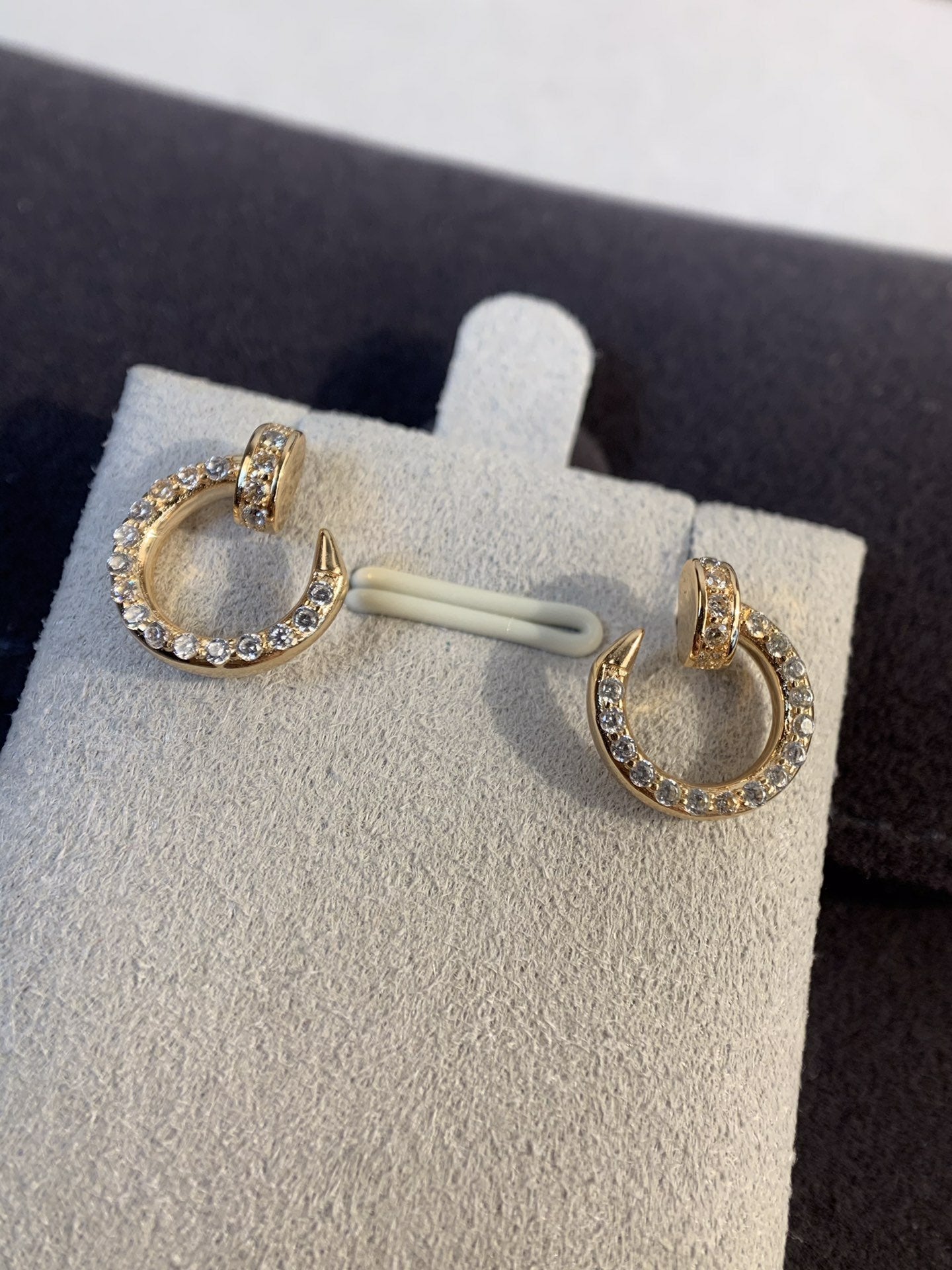 Pomuse JUSTE EARRINGS GOLD DIAMONDS