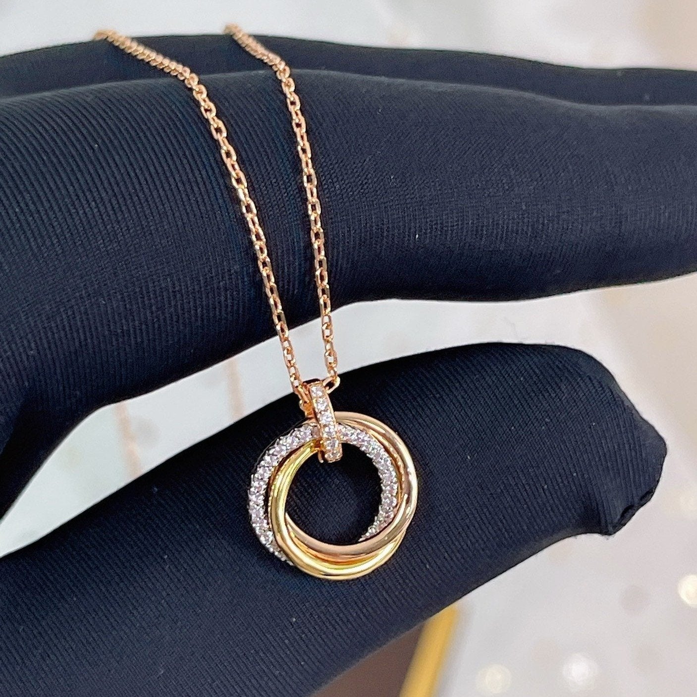 Pomuse TRINITY NECKLACE SILVER GOLD PINK GOLD DIAMONDS
