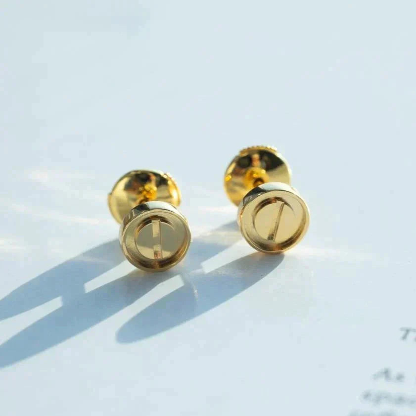 Pomuse LOVE EARRINGS GOLD 7.2MM