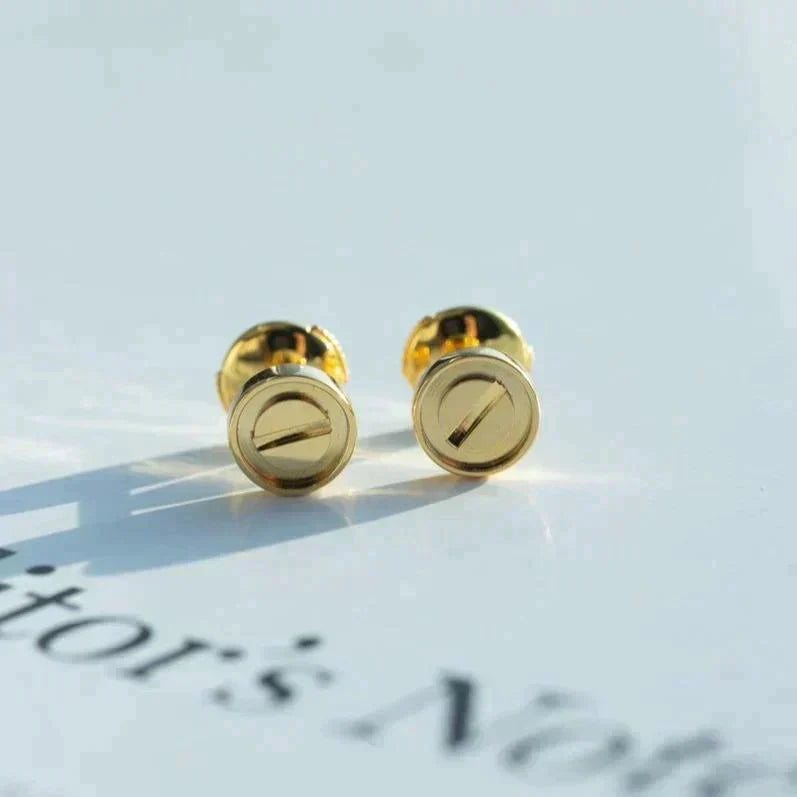 Pomuse LOVE EARRINGS GOLD 7.2MM