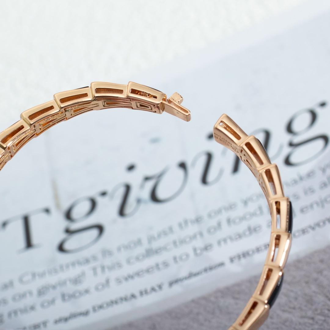 Pomuse SERPENTI BRACELET PINK GOLD ONYX 6MM