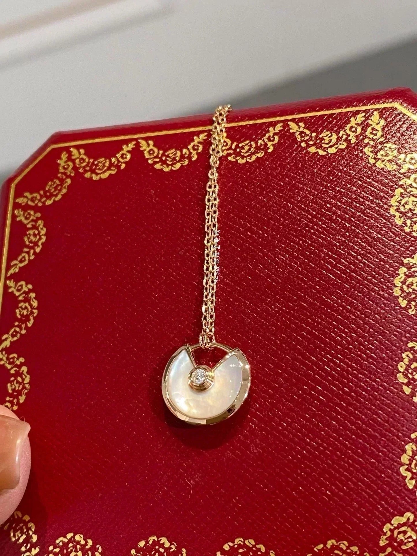 Pomuse AMULETTE ROSE GOLD MOP NECKLACE