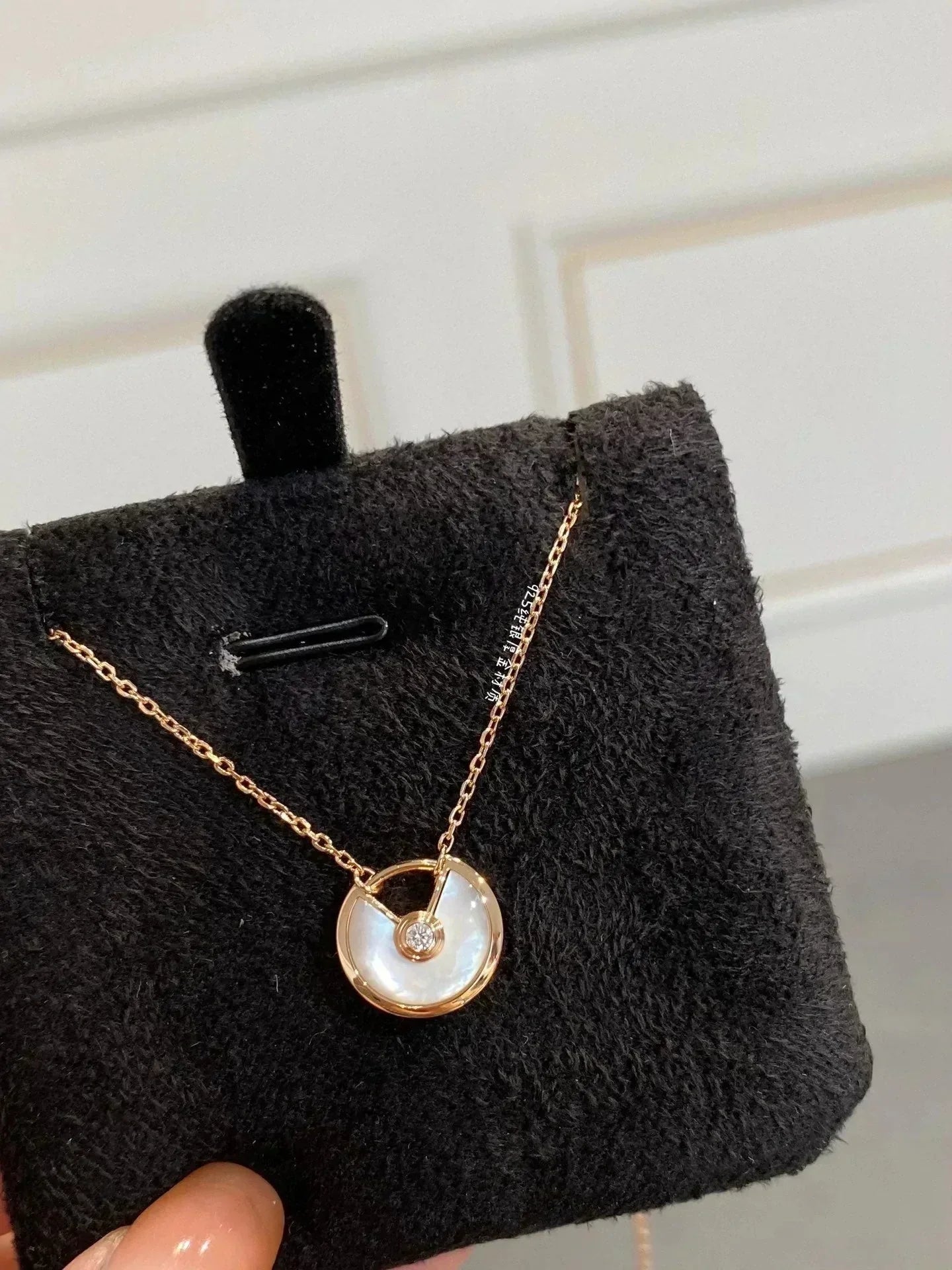 Pomuse AMULETTE ROSE GOLD MOP NECKLACE
