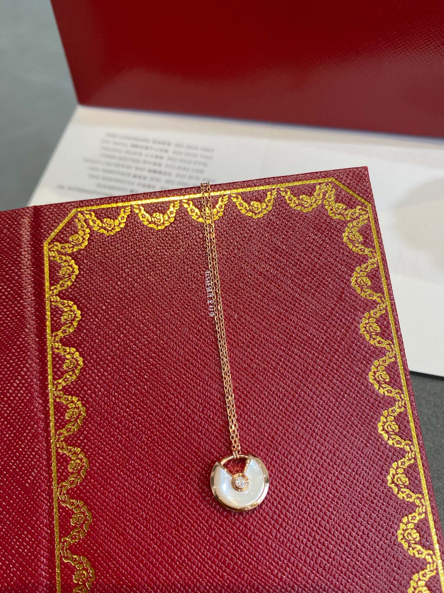 Pomuse AMULETTE ROSE GOLD MOP NECKLACE
