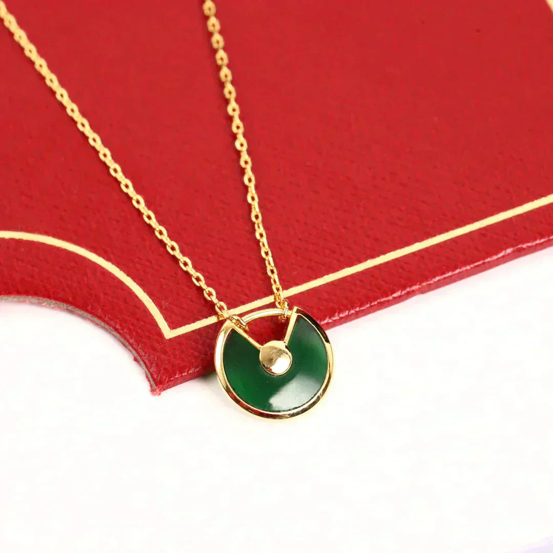 Pomuse AMULETTE GOLD MALACHITE NECKLACE