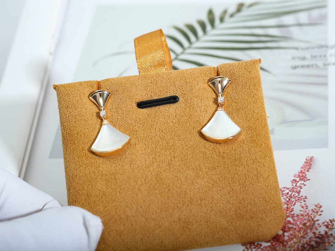 Pomuse DREAM MOP PINK GOLD EARRINGS