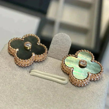 Pomuse CLOVER MEDIUM 1 MOTIFS GRAY MOP  DIAMOND EARRINGS
