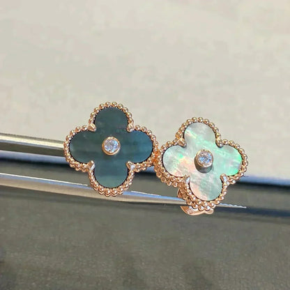 Pomuse CLOVER MEDIUM 1 MOTIFS GRAY MOP  DIAMOND EARRINGS