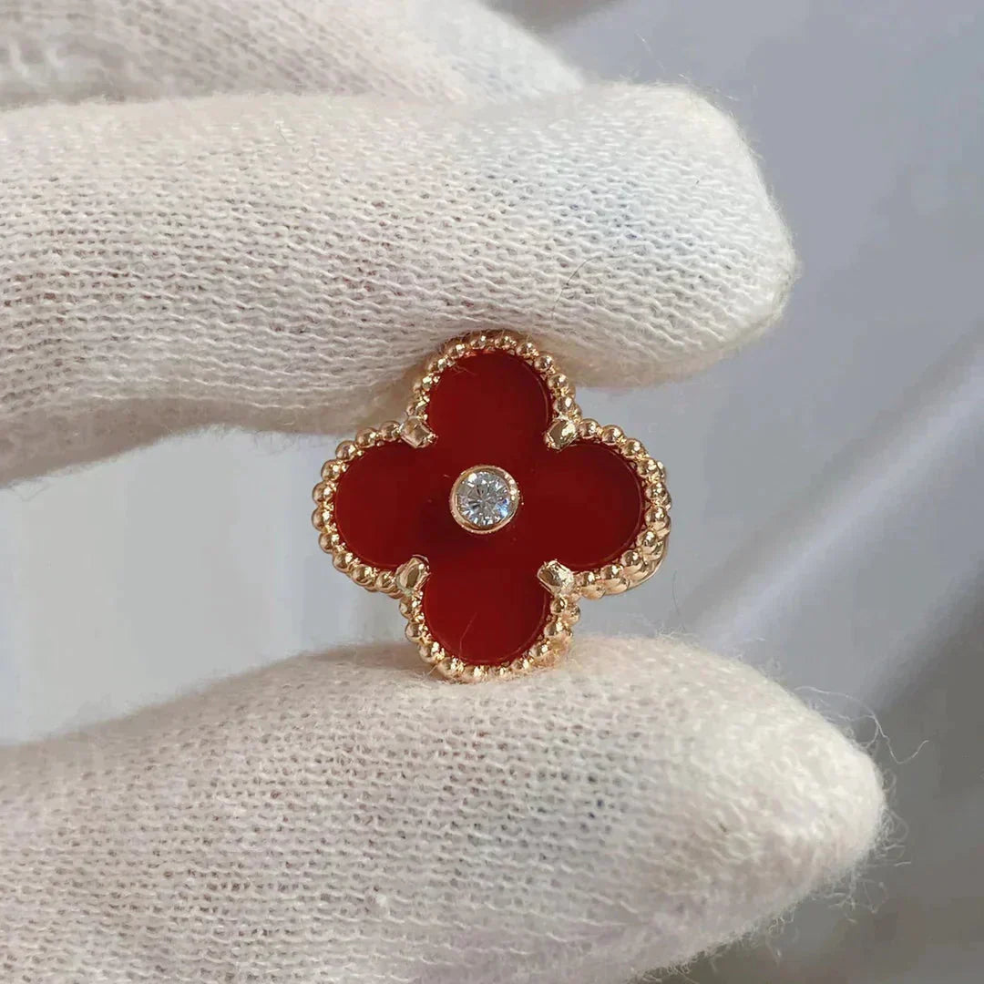 Pomuse CLOVER MEDIUM 1 MOTIFS CARNELIAN  DIAMOND EARRINGS