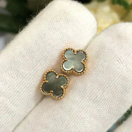 Pomuse CLOVER MINI 9.5MM GRAY MOP EARRINGS