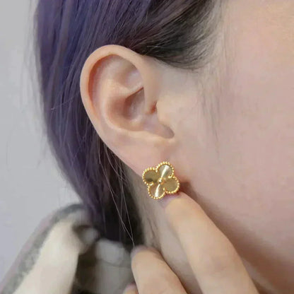 Pomuse CLOVER MEDIUM 1 MOTIFS LASER EARRINGS