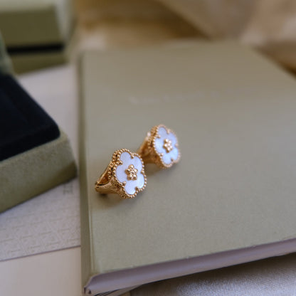 Pomuse LUCKY PINK GOLD WHITE MOP EARRINGS