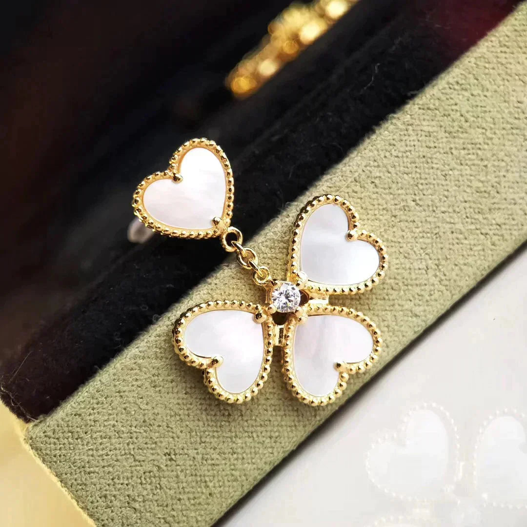 Pomuse CLOVER SWEET WHITE MOP EARRINGS