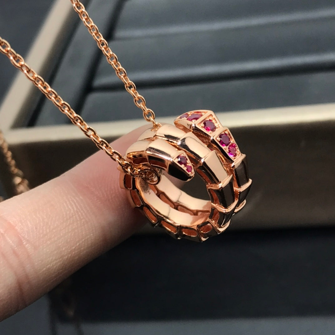Pomuse SERPENTI PEDANT NECKLACE