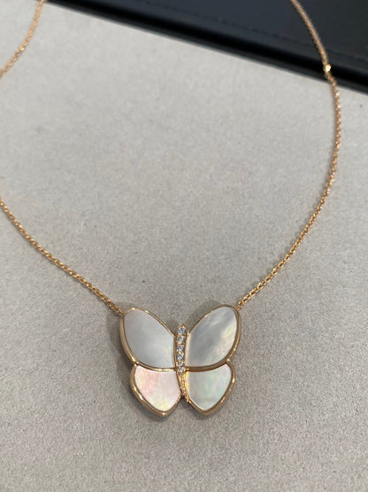 Pomuse BUTTERFLY GOLD MOP DIAMOND NECKLACE