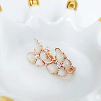 Pomuse BUTTERFLY MOP DIAMOND EARRINGS