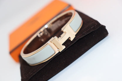 Pomuse H LIGHT BLUE BRACELET
