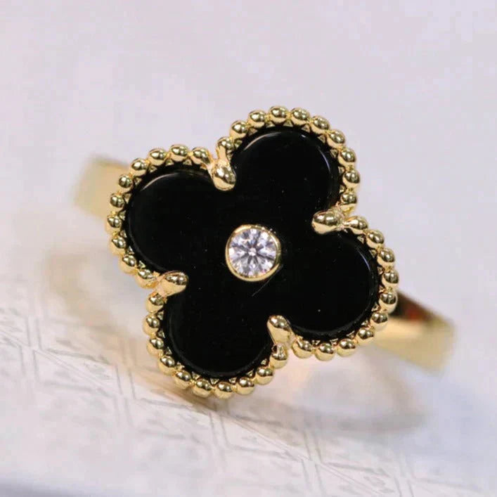 Pomuse CLOVER ONYX RING GOLD DIAMOND