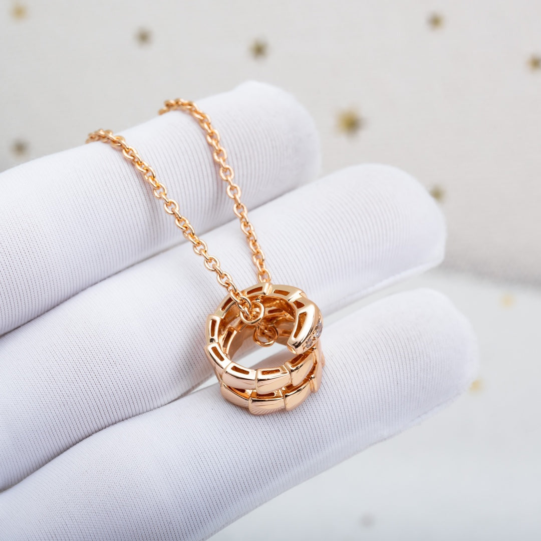 Pomuse SERPENTI PINK GOLD NECKLACE DIAMOND