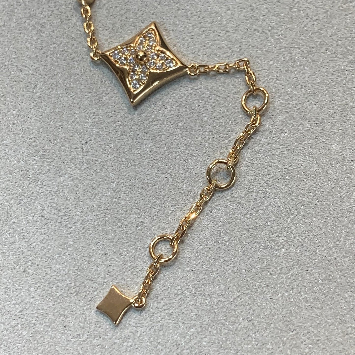 Pomuse STAR AND SUN 4 MOTIFS GOLD DIAMONDS BRACELET