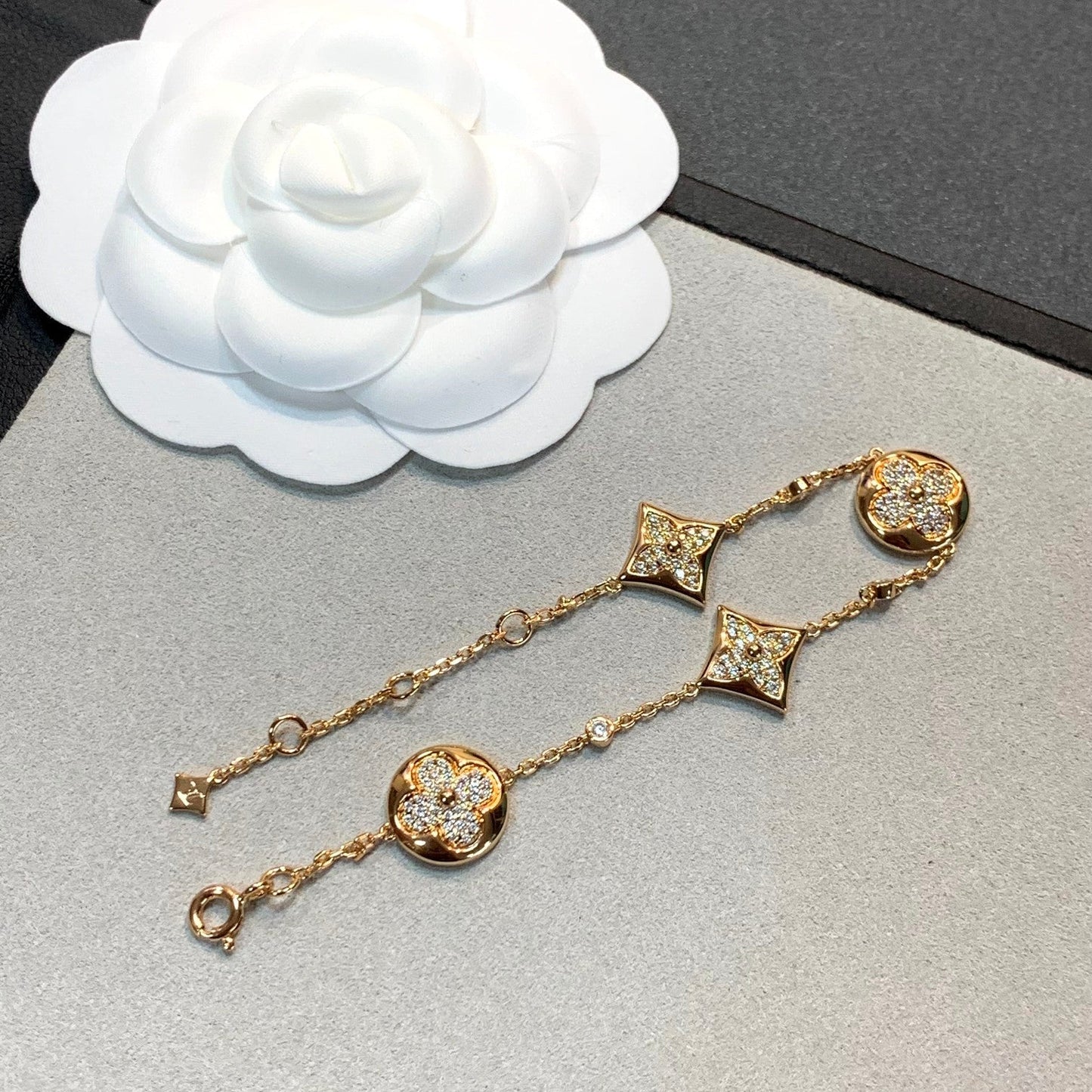 Pomuse STAR AND SUN 4 MOTIFS GOLD DIAMONDS BRACELET