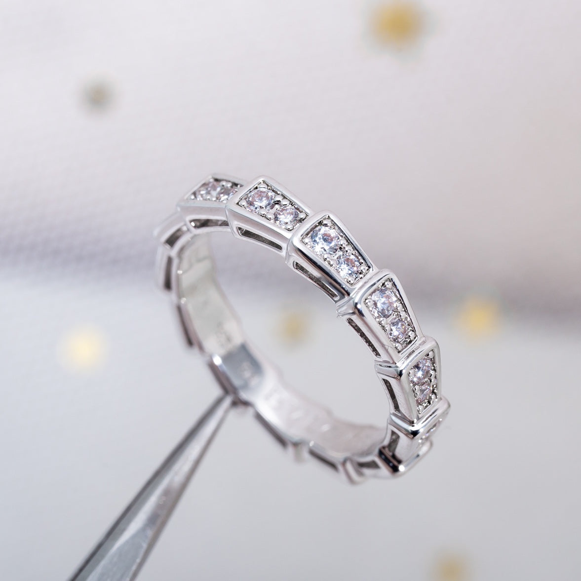 Pomuse SERPENTI RING SILVER DIAMOND PAVED 3MM