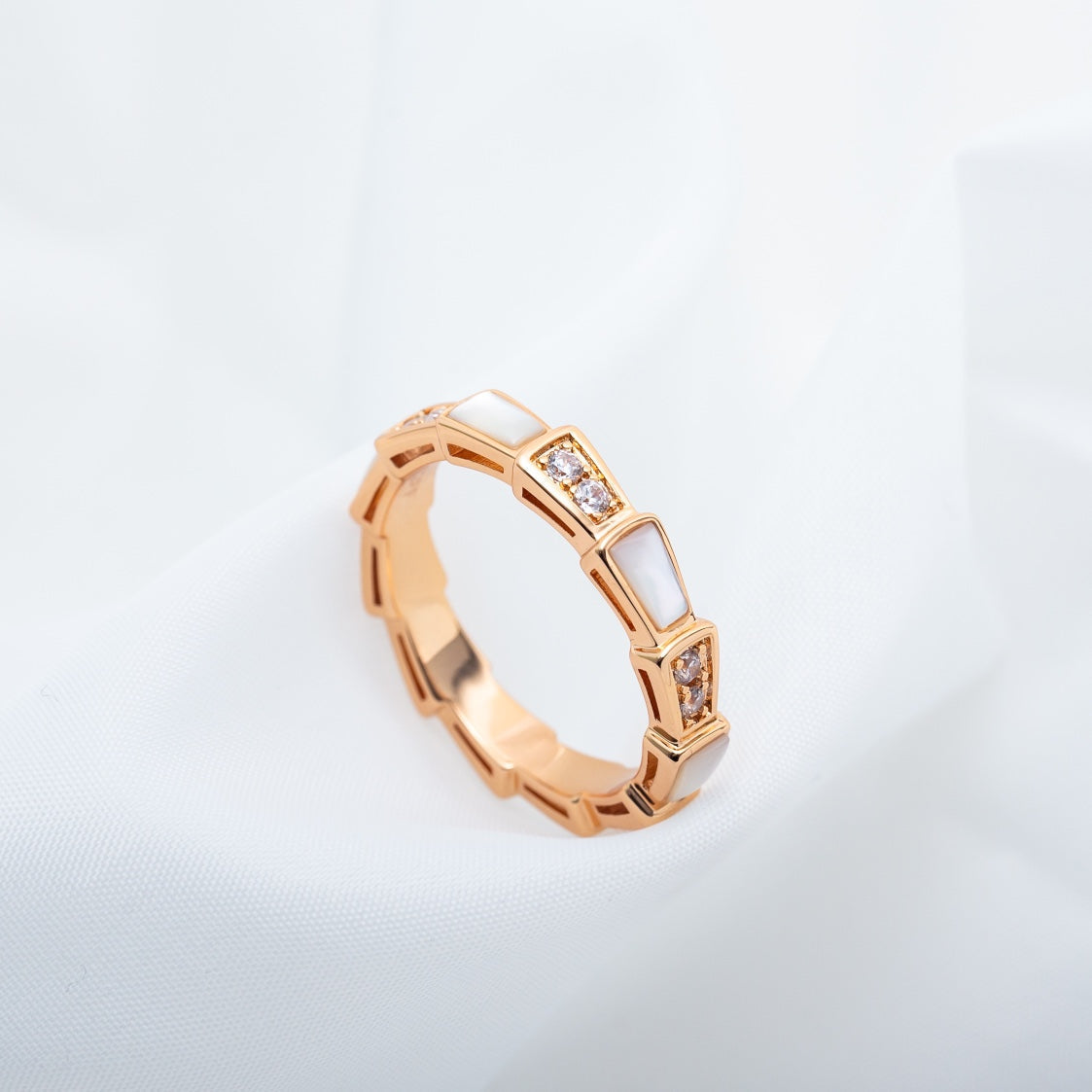 Pomuse SERPENTI RING PINK GOLD DIAMOND MOP 3MM