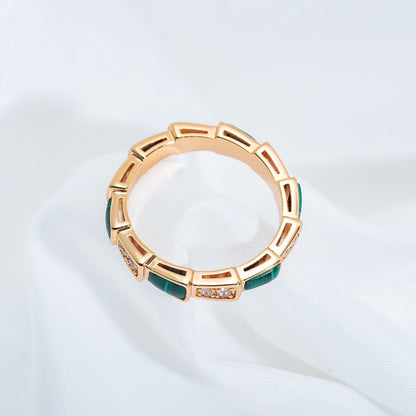 Pomuse SERPENTI RING PINK GOLD MALACHITE DIAMOND 3MM