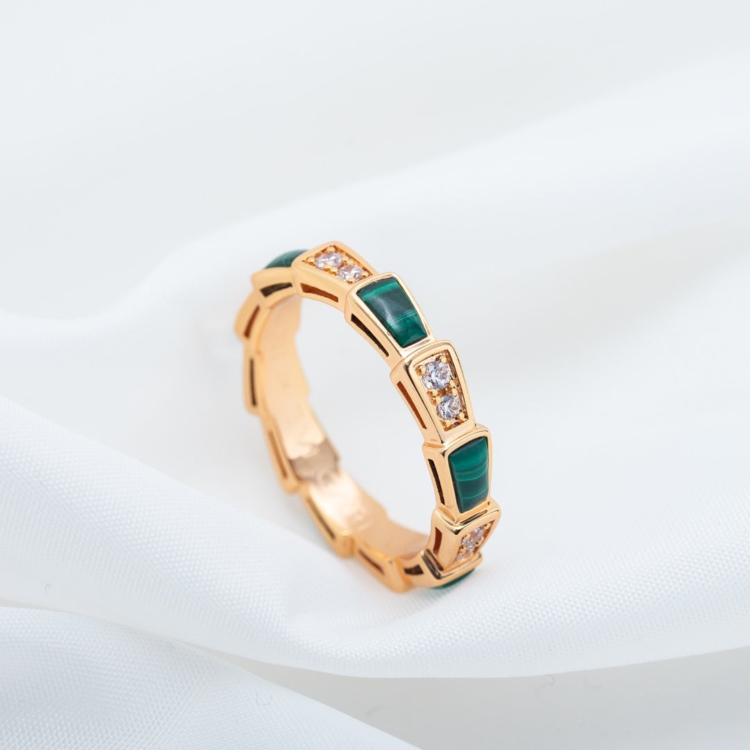 Pomuse SERPENTI RING PINK GOLD MALACHITE DIAMOND 3MM