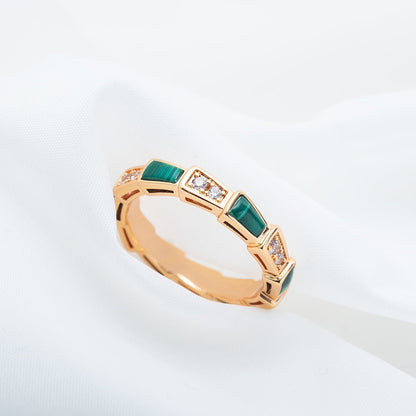 Pomuse SERPENTI RING PINK GOLD MALACHITE DIAMOND 3MM