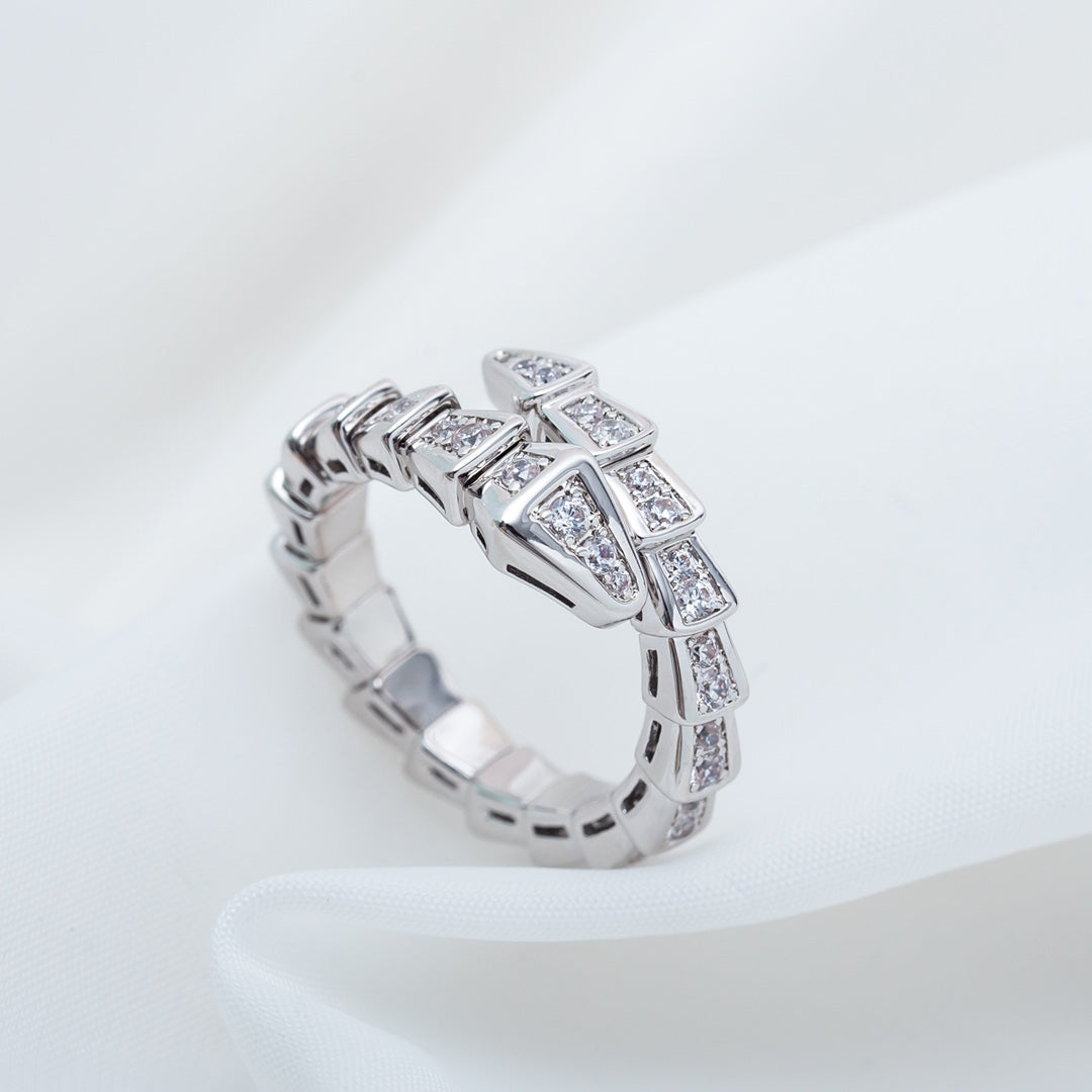 Pomuse SERPENTI RING SILVER DIAMOND PAVED 4MM