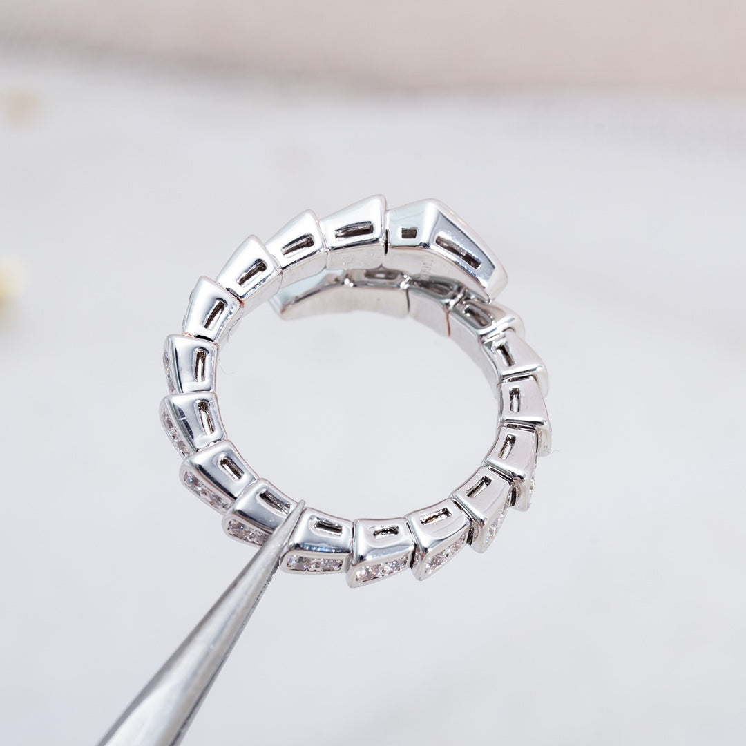 Pomuse SERPENTI RING SILVER DIAMOND PAVED 4MM
