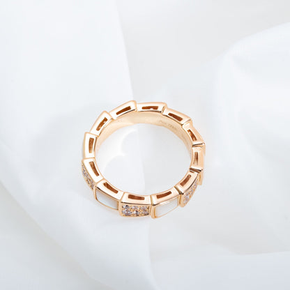 Pomuse SERPENTI RING PINK GOLD MOP DIAMOND PAVED 4MM