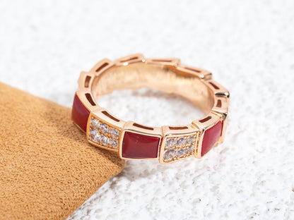 Pomuse SERPENTI RING PINK GOLD CARNELIAN DIAMOND PAVED 4MM