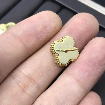 Pomuse CLOVER MINI 9.5MM LASER EARRINGS