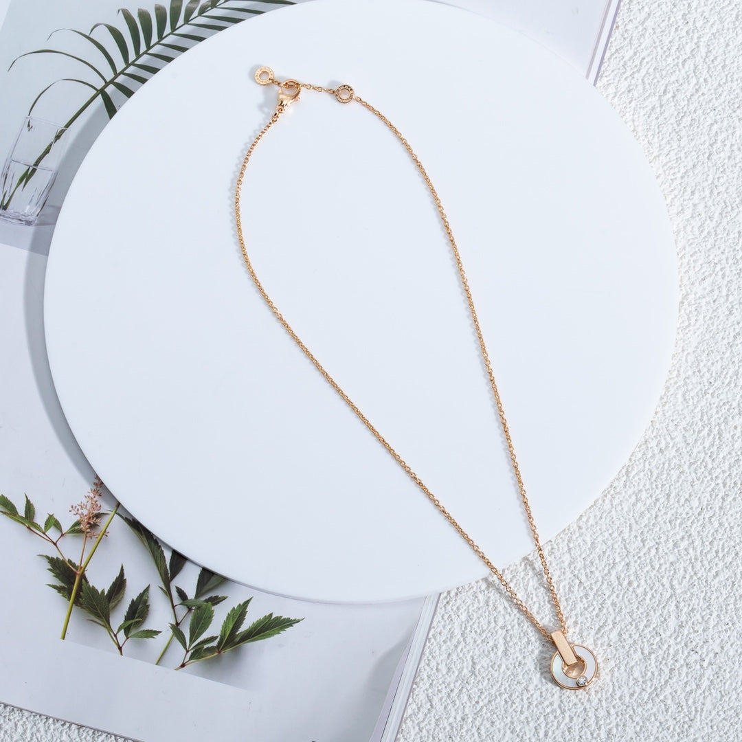 Pomuse GARI NECKLACE PINK GOLD MOP