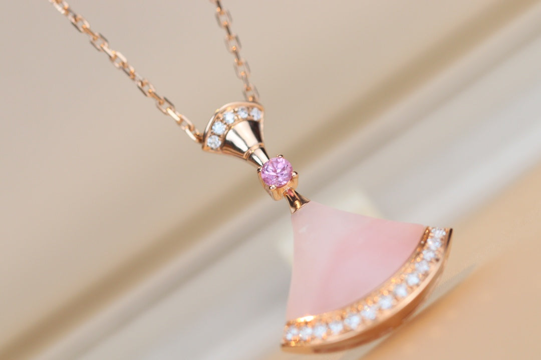 Pomuse DREAM NECKLACE PINK MOP DIAMOND